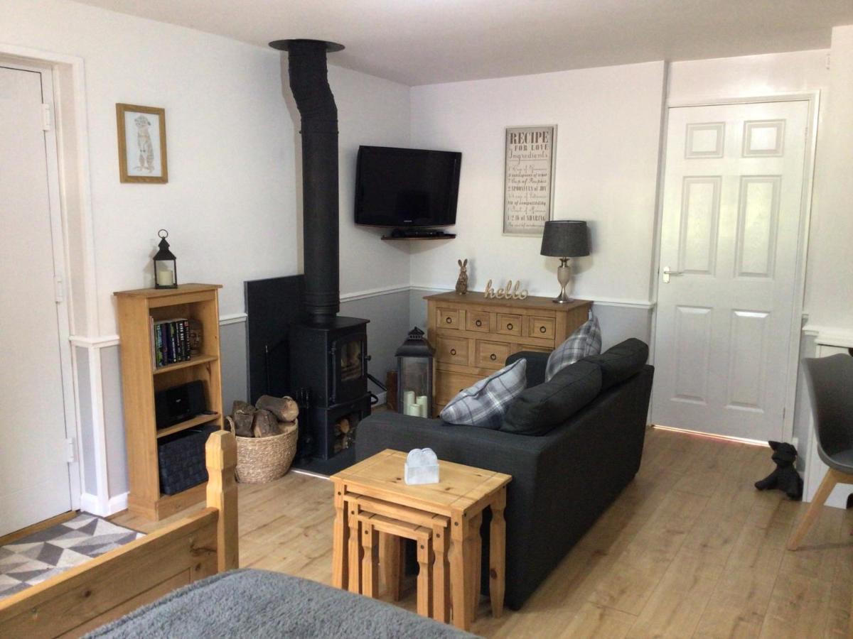 Meerkat Manor Colwall ภายนอก รูปภาพ